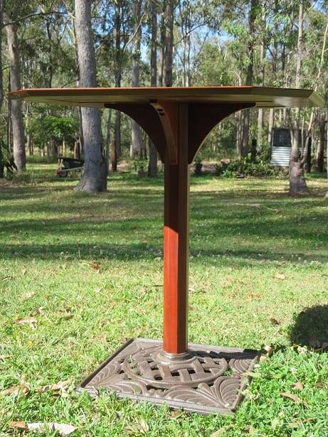 Pedestal Table